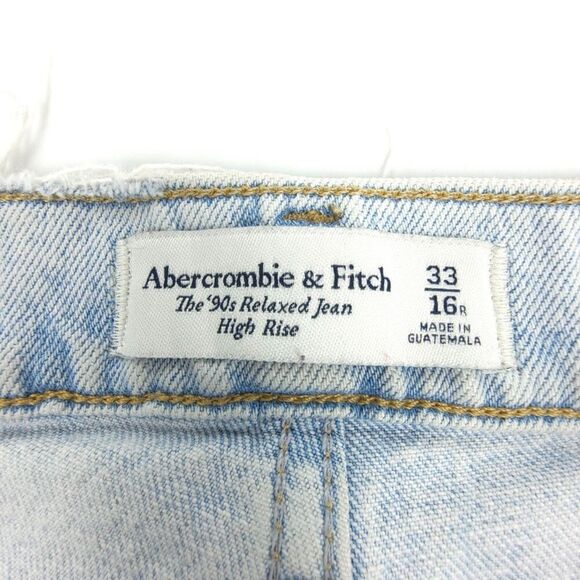 ABERCROMBIE 90s Relaxed Jeans High Rise Clean Girl Wide Distressed Light Wash 33 - Picture 2 of 10